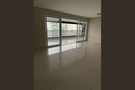 Apartamento à venda com 221m², 4 quartos e 4 vagas