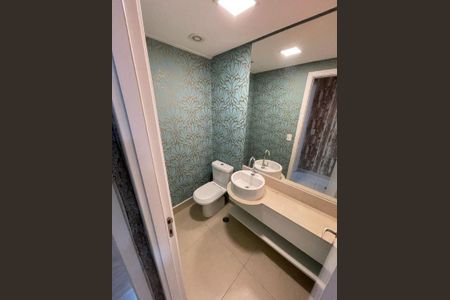 Apartamento à venda com 221m², 4 quartos e 4 vagas