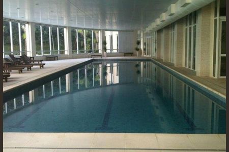 Apartamento à venda com 221m², 4 quartos e 4 vagas