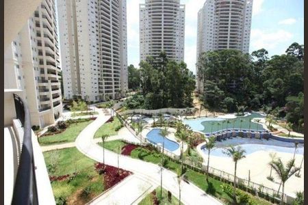 Apartamento à venda com 221m², 4 quartos e 4 vagas
