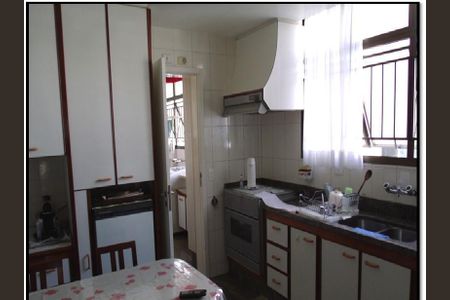 Apartamento à venda com 3 quartos, 241m² em Santa Cecilia, São Paulo