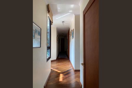 Apartamento à venda com 226m², 4 quartos e 3 vagas