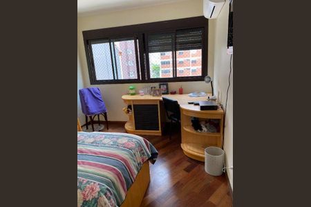 Apartamento à venda com 226m², 4 quartos e 3 vagas