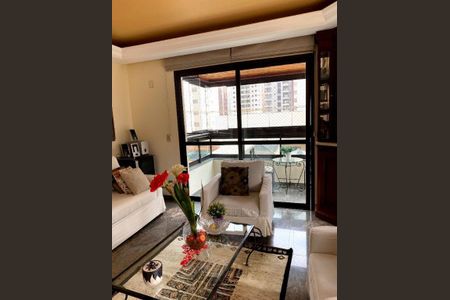 Apartamento à venda com 226m², 4 quartos e 3 vagas