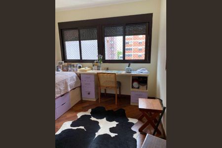 Apartamento à venda com 226m², 4 quartos e 3 vagas
