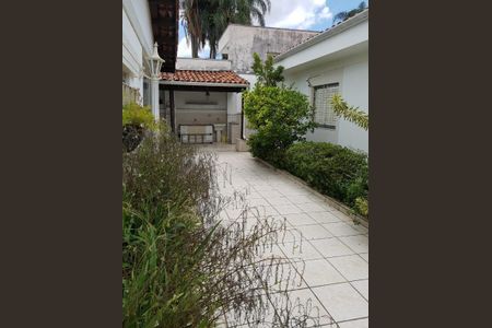 Casa à venda com 3 quartos, 395m² em Vila Madalena, São Paulo