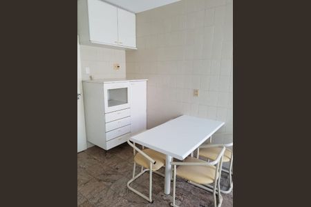 Casa à venda com 3 quartos, 395m² em Vila Madalena, São Paulo