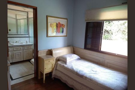 Casa à venda com 317m², 5 quartos e 3 vagas