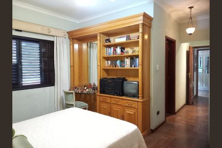 Casa à venda com 5 quartos, 317m² em Jardim Santo Amaro, São Paulo