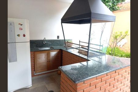 Casa à venda com 317m², 5 quartos e 3 vagas
