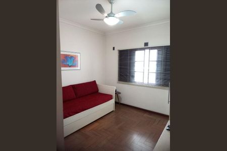 Casa à venda com 317m², 5 quartos e 3 vagas