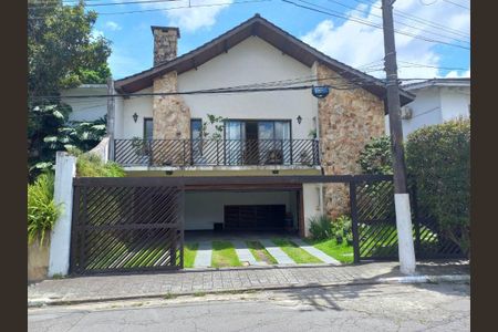 Casa à venda com 317m², 5 quartos e 3 vagas