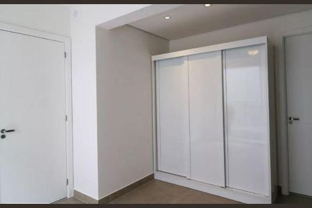 Casa à venda com 2 quartos, 103m² em Cambuci, São Paulo