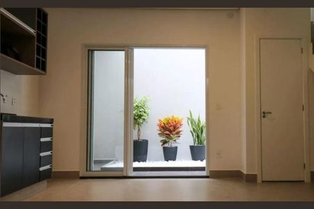 Casa à venda com 2 quartos, 103m² em Cambuci, São Paulo