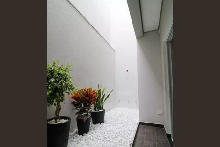 Casa à venda com 103m², 2 quartos e 1 vaga