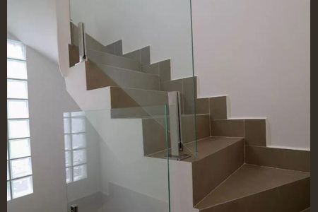 Casa à venda com 2 quartos, 103m² em Cambuci, São Paulo