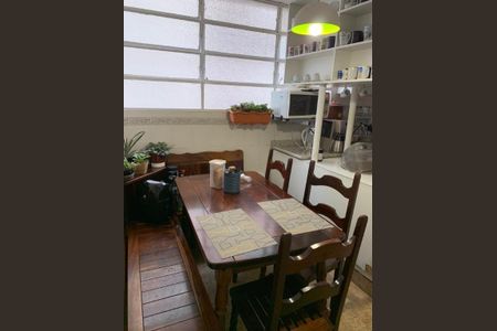 Apartamento à venda com 140m², 4 quartos e 2 vagas