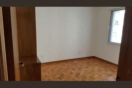 Apartamento à venda com 109m², 2 quartos e 1 vaga