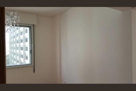 Apartamento à venda com 109m², 2 quartos e 1 vaga