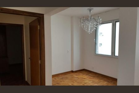 Apartamento à venda com 109m², 2 quartos e 1 vaga