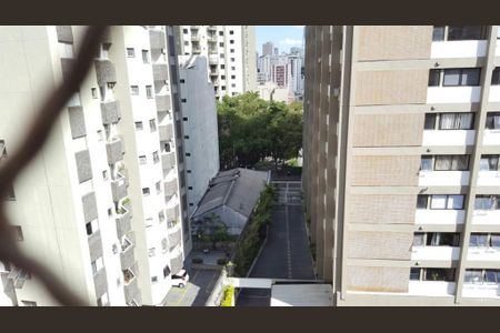 Apartamento à venda com 109m², 2 quartos e 1 vaga