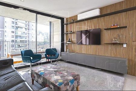 Apartamento à venda com 3 quartos, 150m² em Jardim das Bandeiras, São Paulo