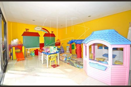 Apartamento à venda com 138m², 3 quartos e 2 vagas