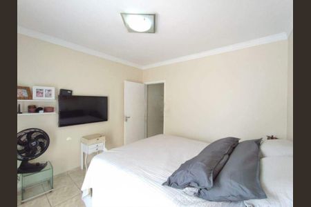 Casa à venda com 100m², 3 quartos e 2 vagas