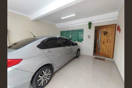 Casa à venda com 100m², 3 quartos e 2 vagas