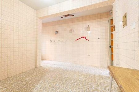 Casa à venda com 332m², 4 quartos e 2 vagas