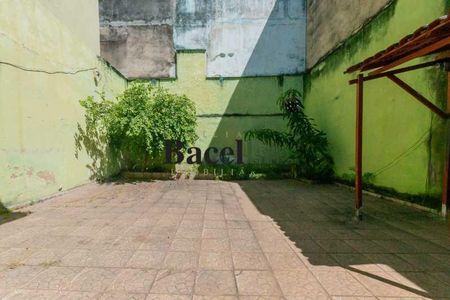 Casa à venda com 332m², 4 quartos e 2 vagas