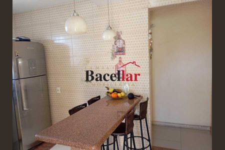 Casa à venda com 3 quartos, 156m² em Encantado, Rio de Janeiro