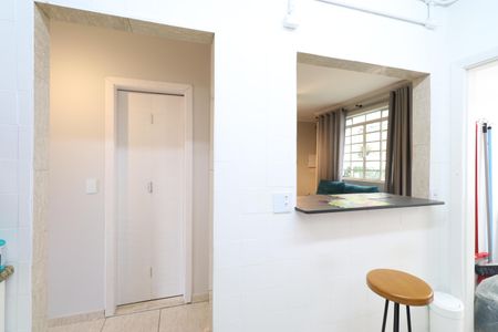 Apartamento à venda com 76m², 2 quartos e sem vagaCozinha e Área de Serviço