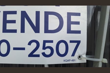 Apartamento à venda com 76m², 2 quartos e sem vagaFachada e Placa KQAP-491