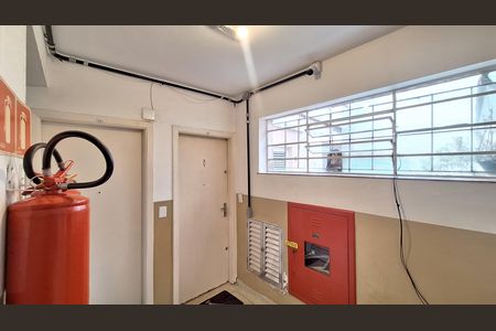 Apartamento à venda com 76m², 2 quartos e sem vagaÁrea comum
