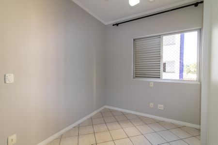 Apartamento à venda com 63m², 2 quartos e 1 vagaQuarto 2