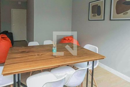 Apartamento para alugar com 28m², 2 quartos e sem vagaÁrea comum - Salão de festas