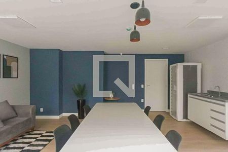 Apartamento para alugar com 28m², 2 quartos e sem vagaÁrea comum - Salão de festas