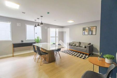Apartamento para alugar com 28m², 2 quartos e sem vagaÁrea comum - Salão de festas