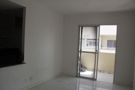 Sala de apartamento à venda com 2 quartos, 58m² em Taquara, Rio de Janeiro