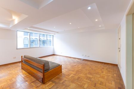 Apartamento para alugar com 78m², 2 quartos e 1 vagaSala