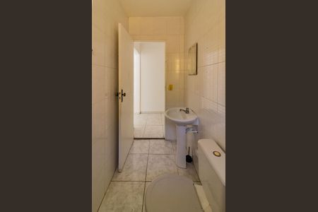 Banheiro de casa para alugar com 1 quarto, 37m² em Vila Santana, São Paulo