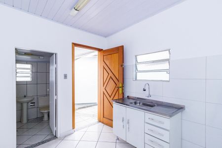 Cozinha de casa para alugar com 1 quarto, 40m² em Vila Palmeiras, São Paulo