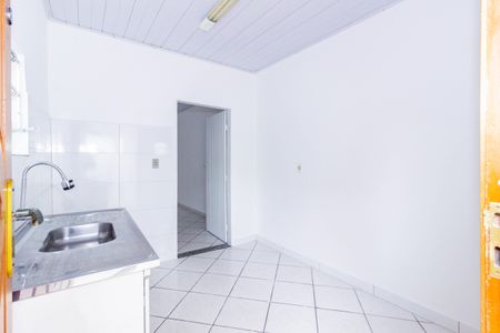 Cozinha de casa para alugar com 1 quarto, 40m² em Vila Palmeiras, São Paulo
