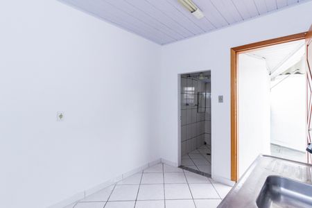 Cozinha de casa para alugar com 1 quarto, 40m² em Vila Palmeiras, São Paulo
