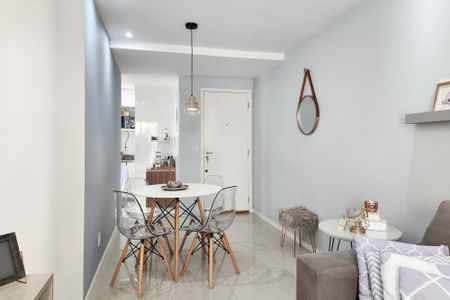 Apartamento à venda com 53m², 2 quartos e 1 vagaSala 