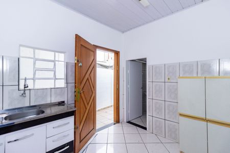 Cozinha de casa para alugar com 1 quarto, 40m² em Vila Palmeiras, São Paulo