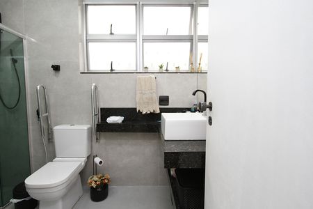Apartamento à venda com 116m², 3 quartos e 1 vagaBanheiro Social