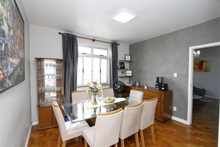 Apartamento à venda com 116m², 3 quartos e 1 vagaCopa