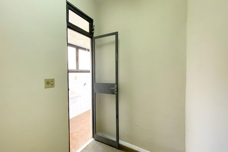 Apartamento para alugar com 70m², 2 quartos e 1 vagaQuarto de Serviço